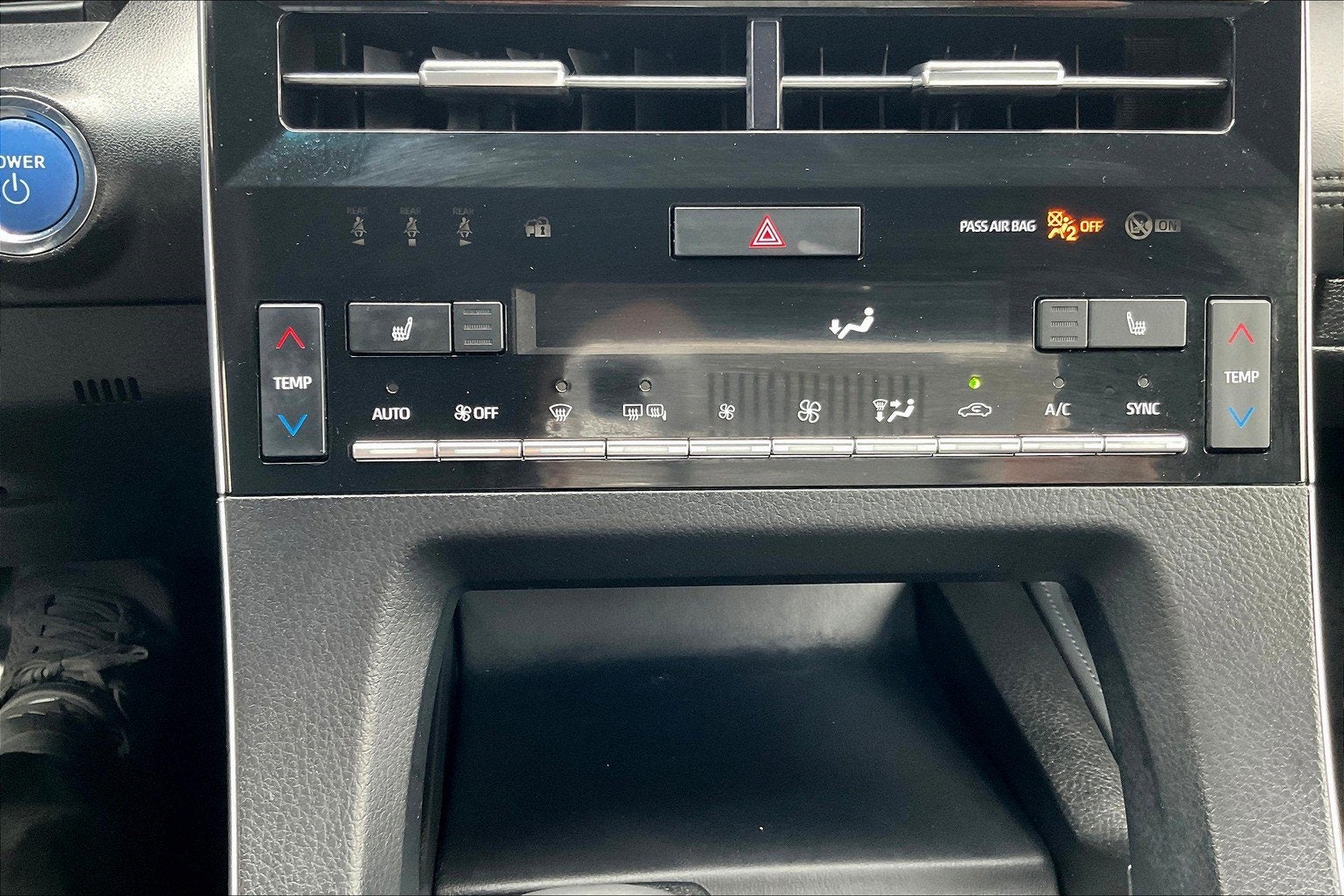 2019 Toyota Avalon Hybrid XSE